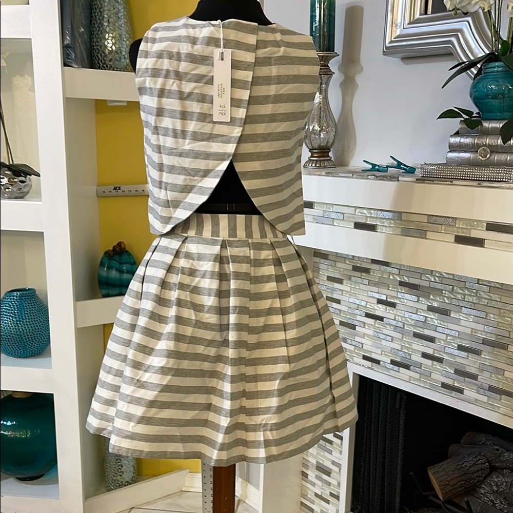 NWT Toi test Moi 2 pc striped skirt set S